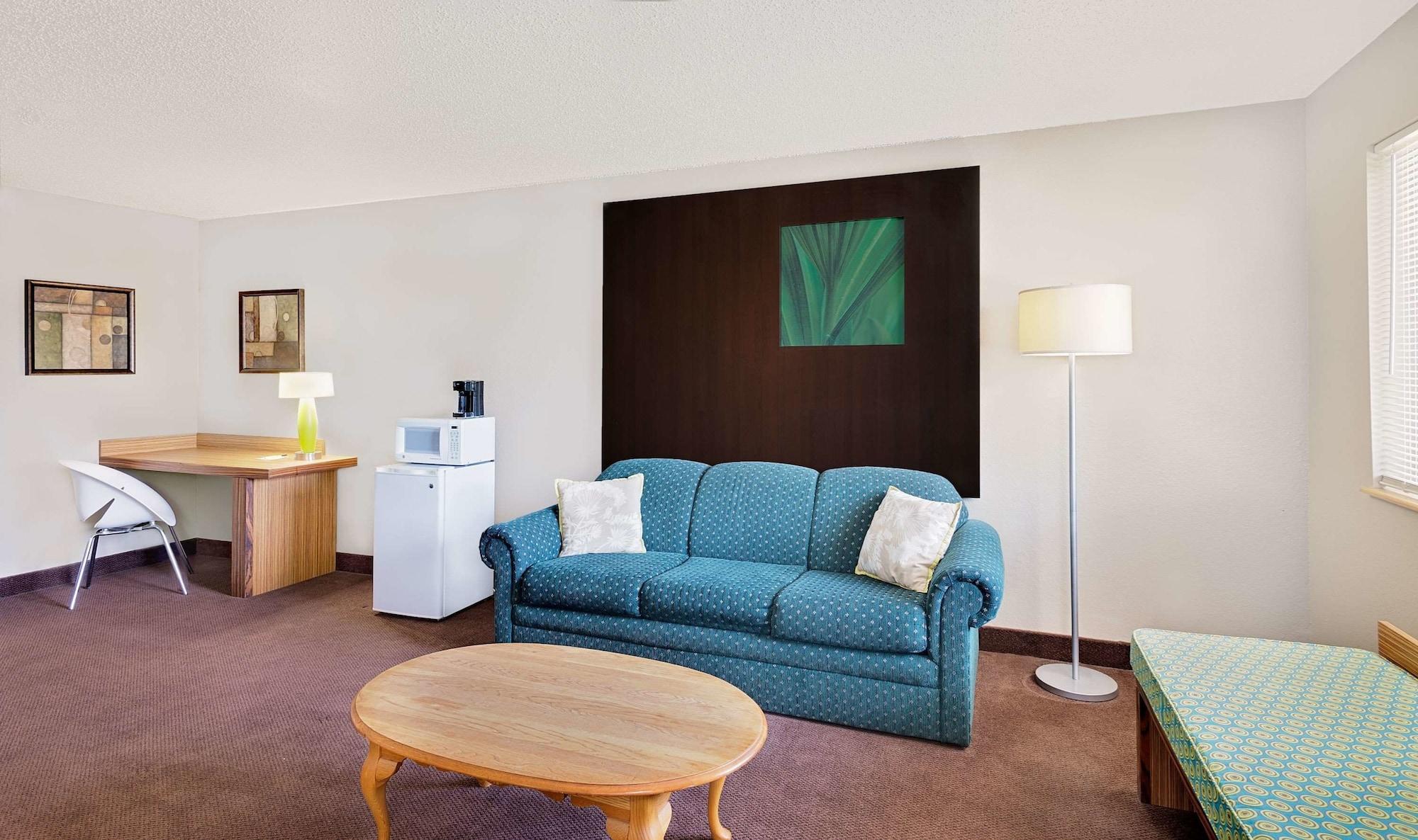 Motel Super 8 By Wyndham Newburgh/West Point Stewart Intl Airport Extérieur photo