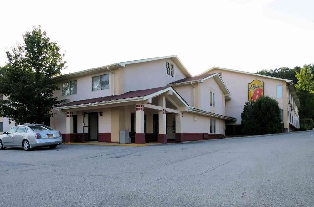 Motel Super 8 By Wyndham Newburgh/West Point Stewart Intl Airport Extérieur photo